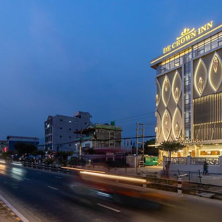 De Crown Inn Jogikuti Екстер'єр фото