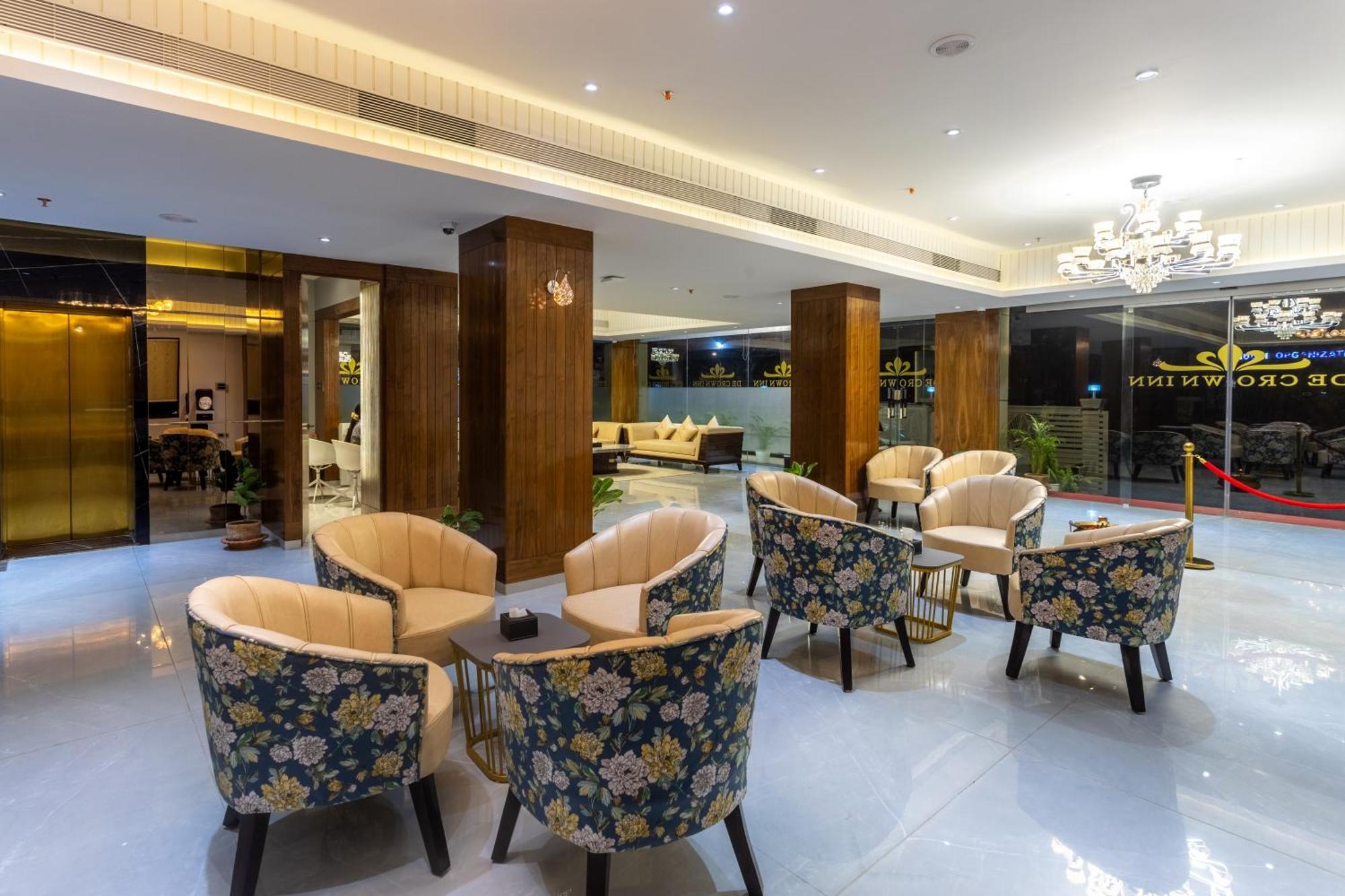 De Crown Inn Jogikuti Екстер'єр фото